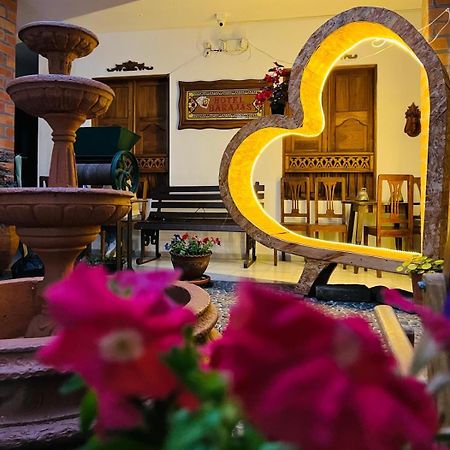 Hotel Barajas Jardín Kültér fotó